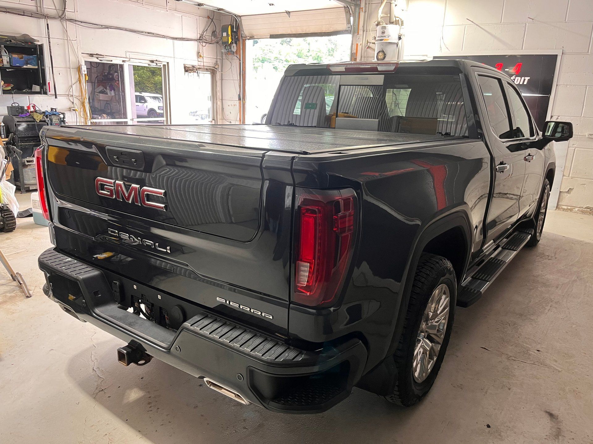 GMC Sierra 1500 2021 - Image 6