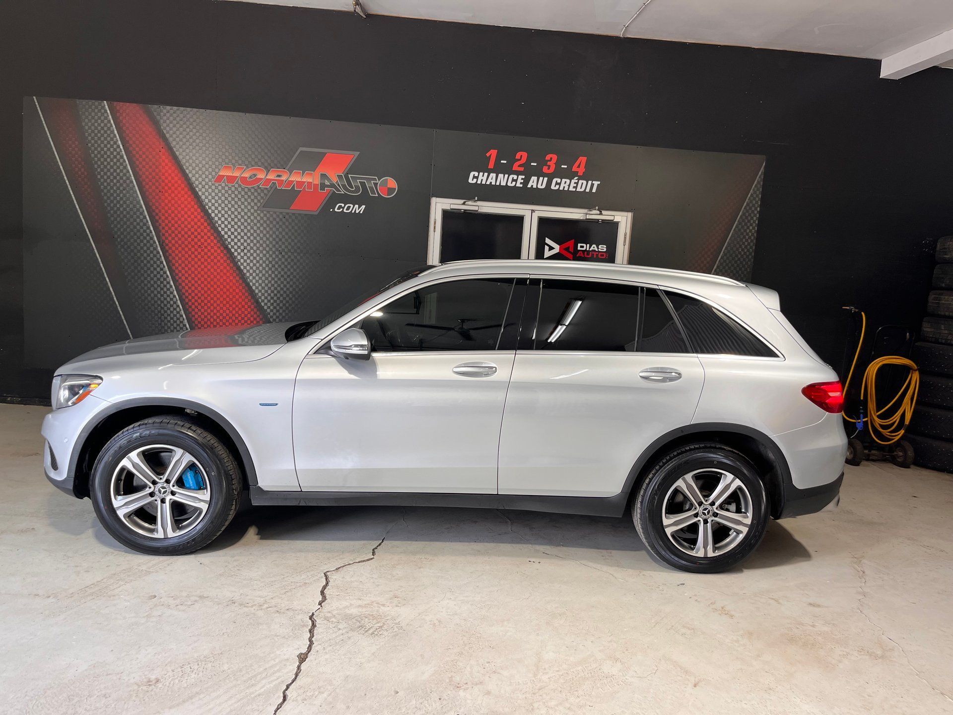Mercedes-Benz GLC 350e 2018 - Image 1