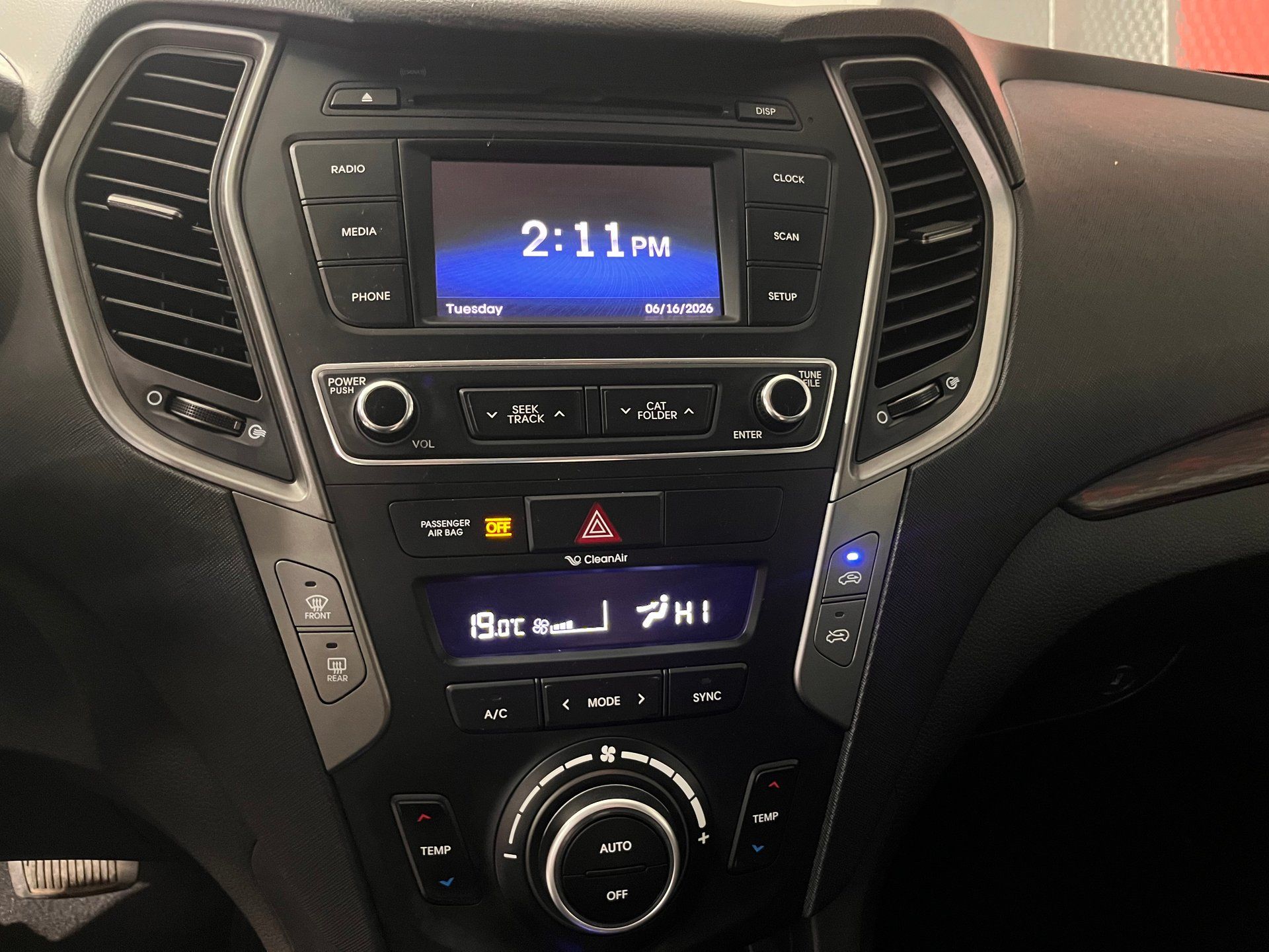 Hyundai Santa Fe Sport 2017 - Image 15