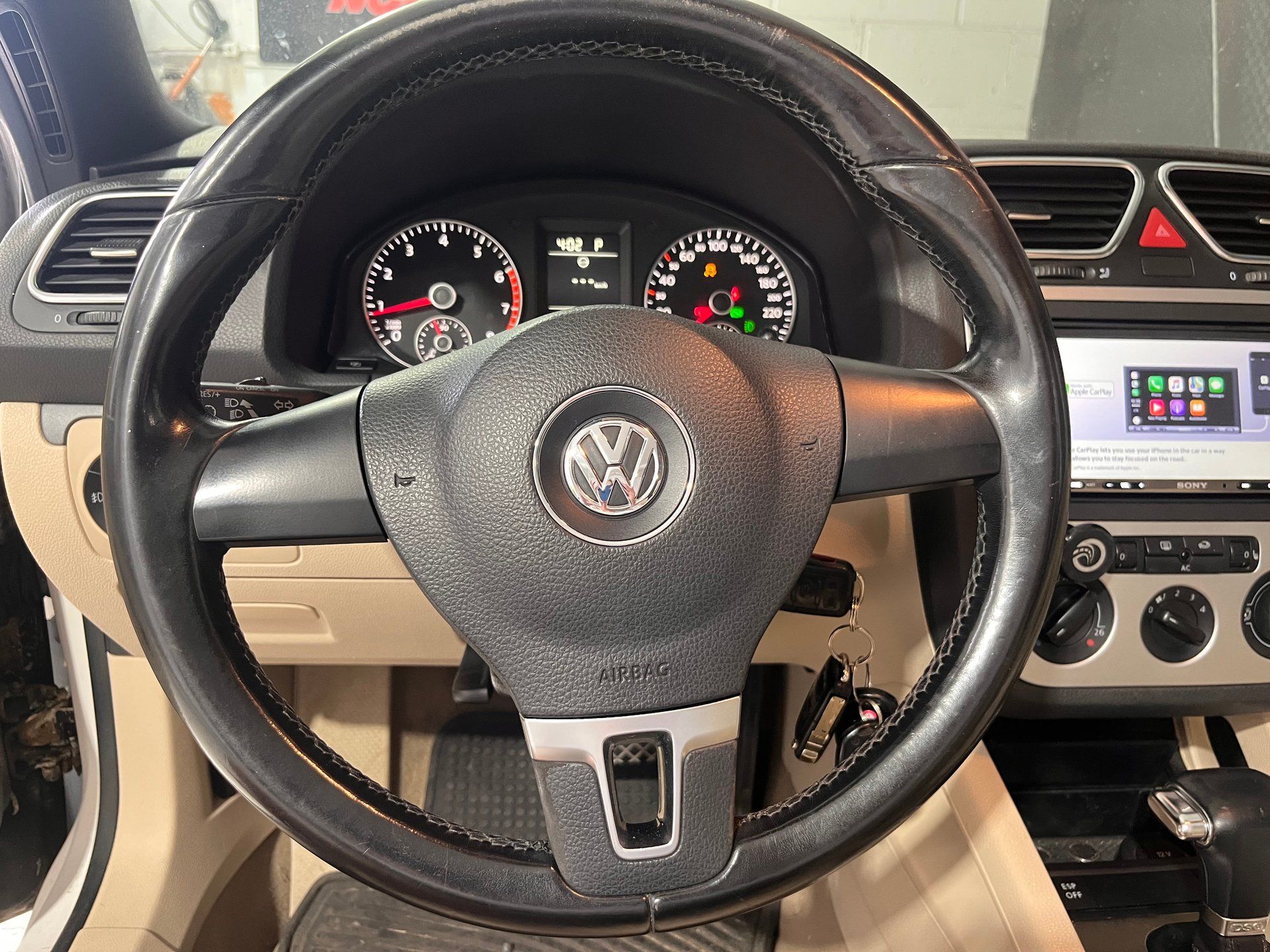 Volkswagen Eos 2010 - Image 9