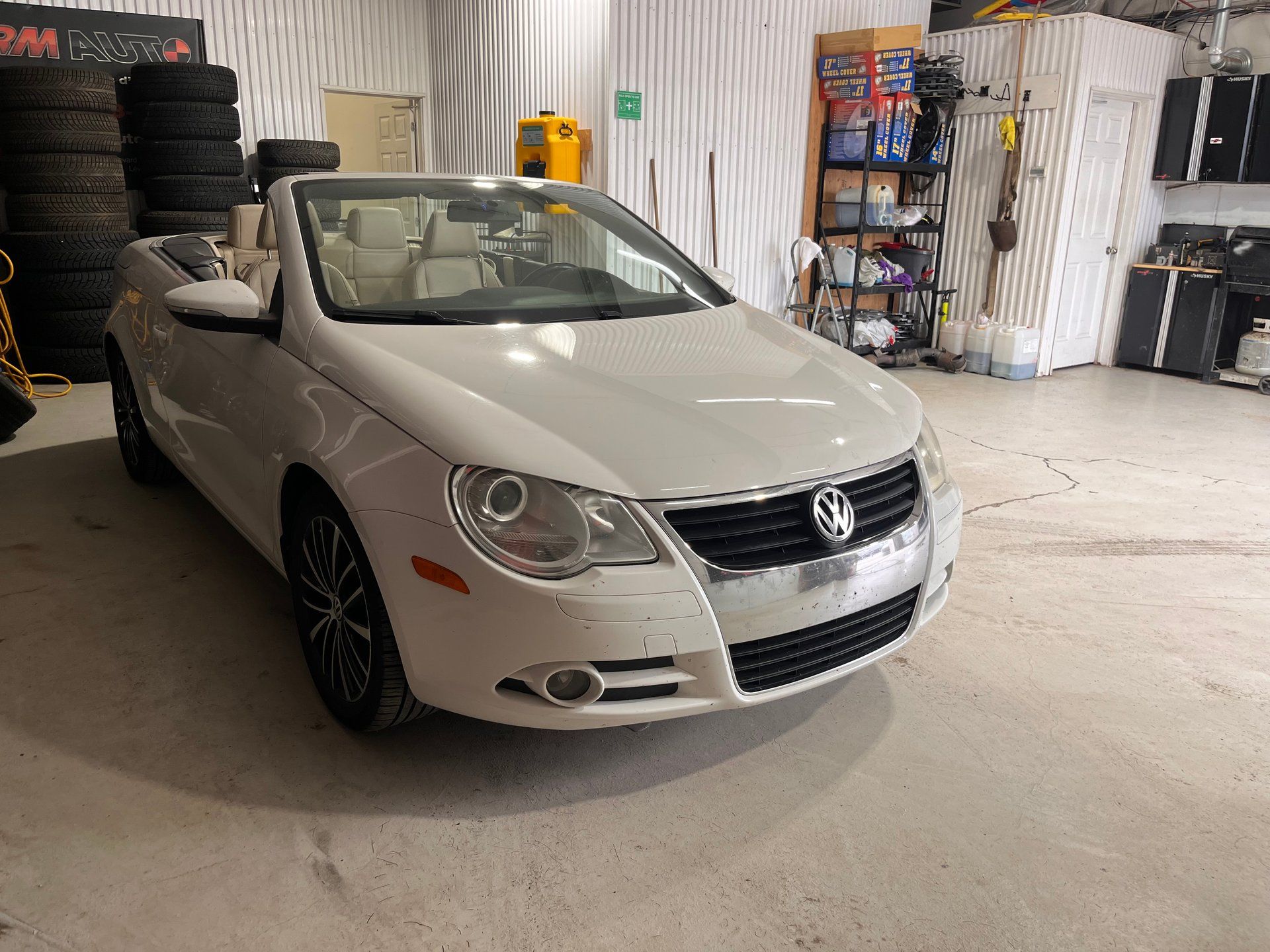 Volkswagen Eos 2010 - Image 4