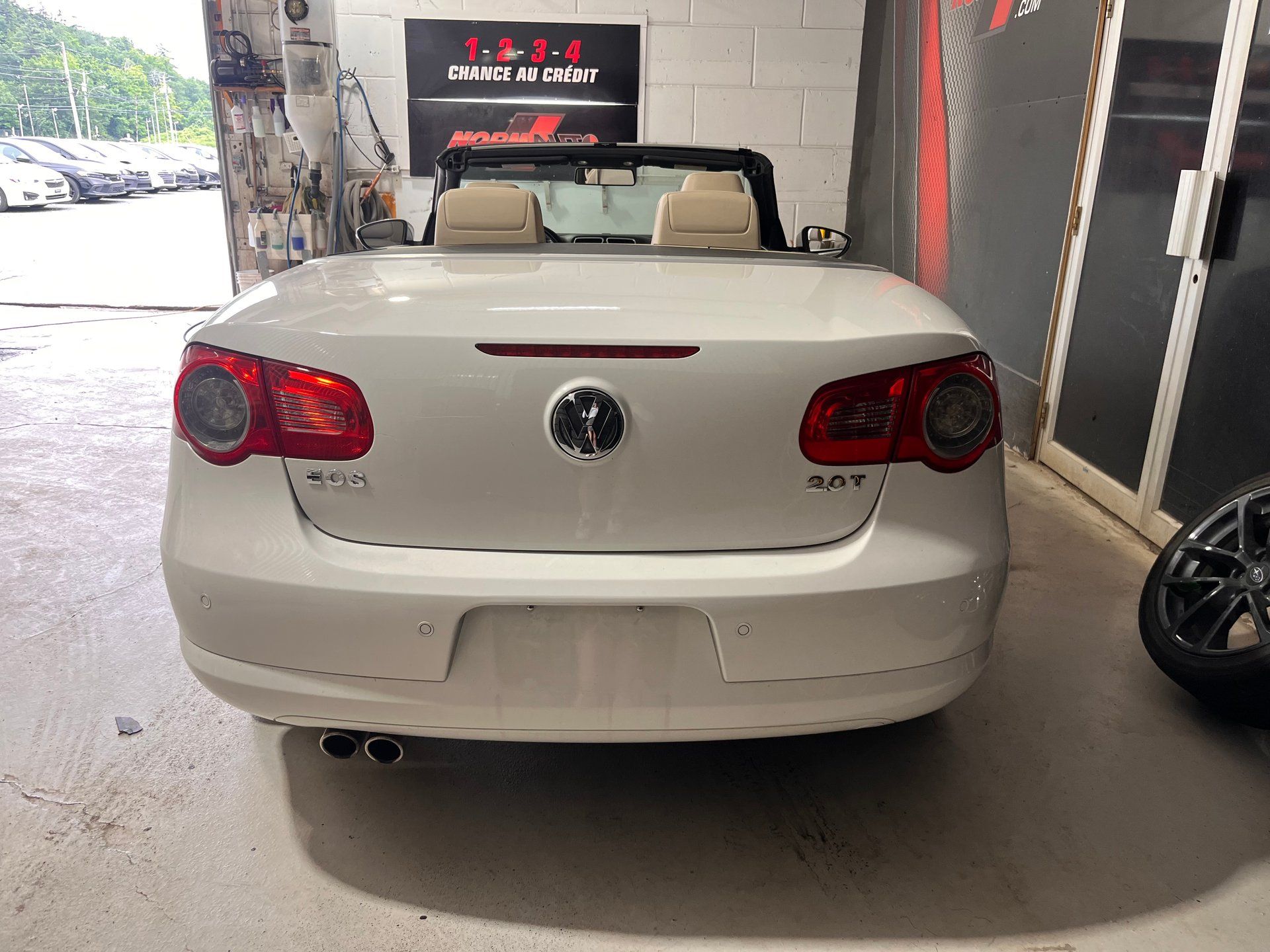 Volkswagen Eos 2010 - Image 5