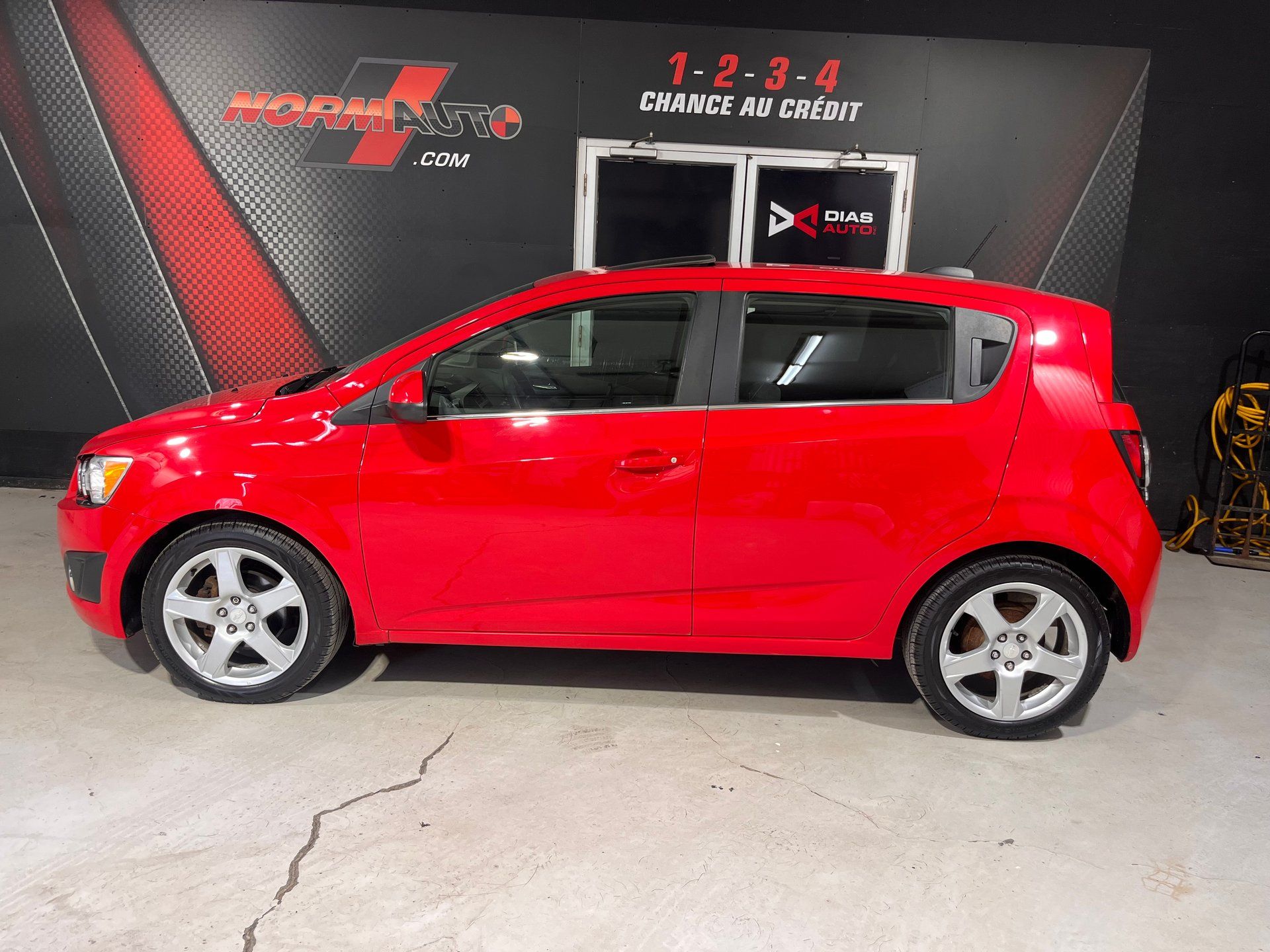 Chevrolet Sonic 2016 - Image 1
