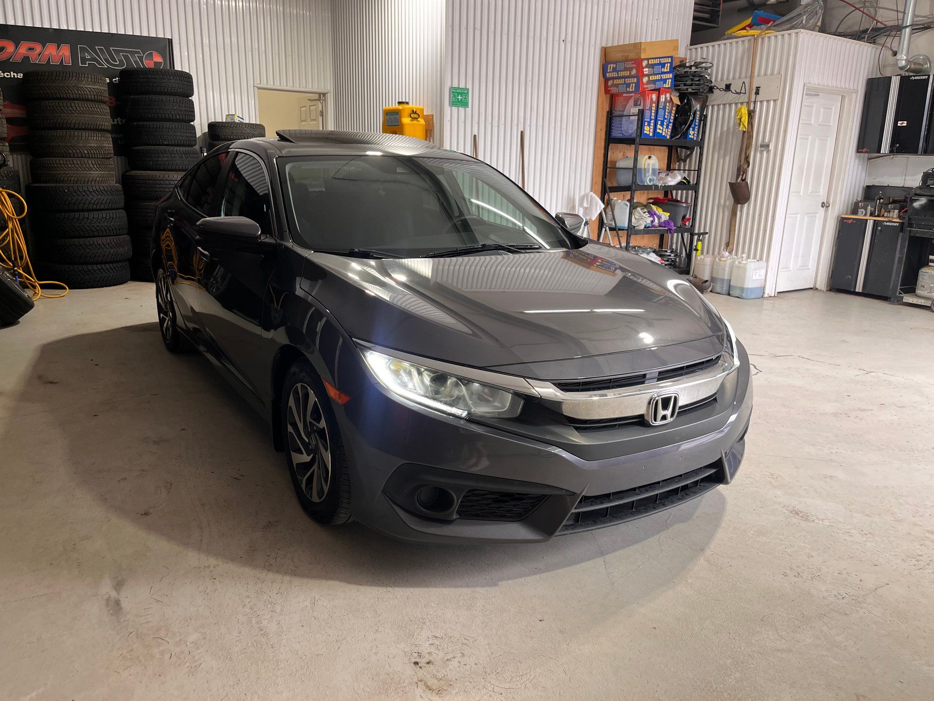 Honda Civic 2018 - Image 4
