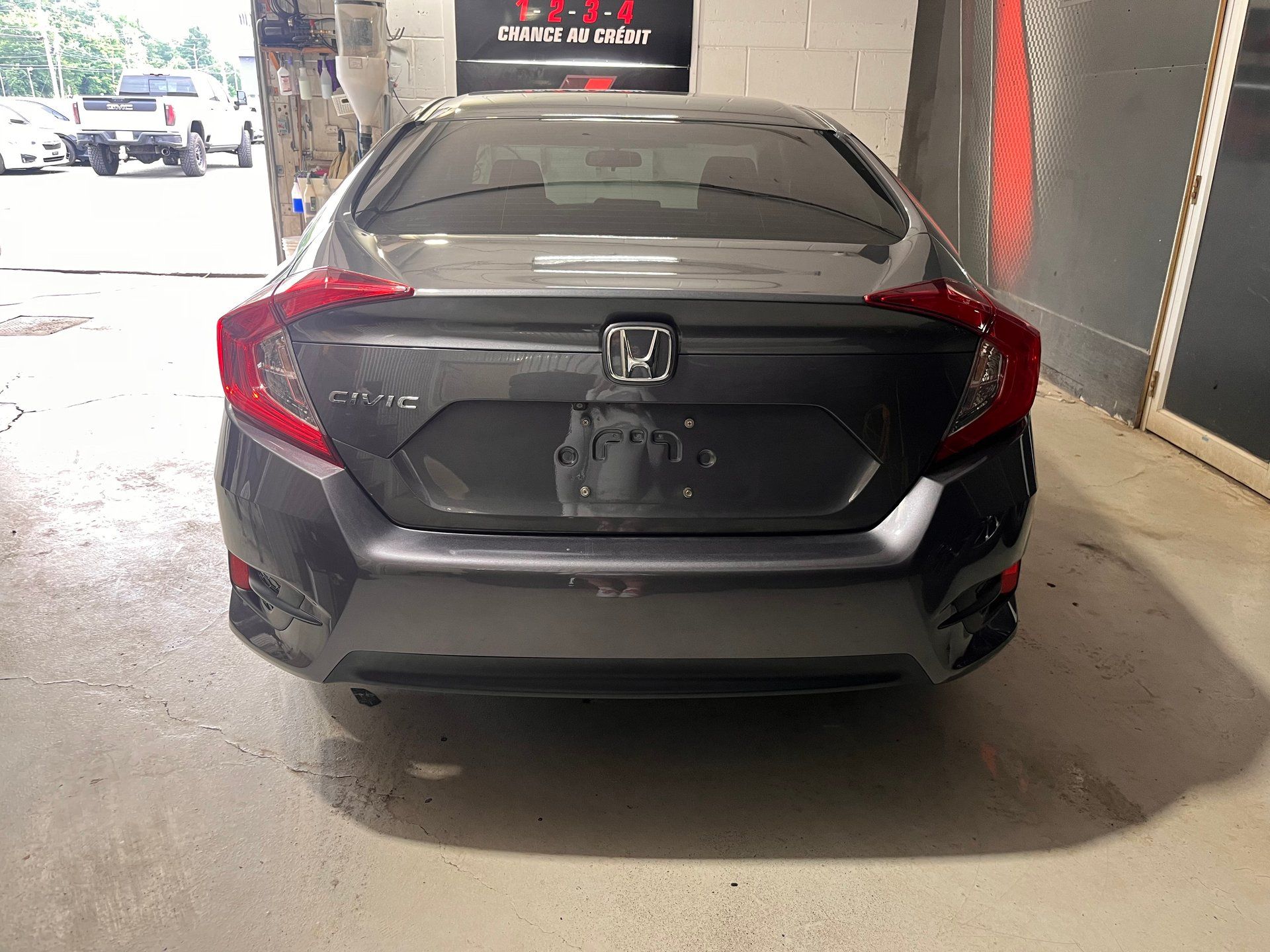 Honda Civic 2018 - Image 5