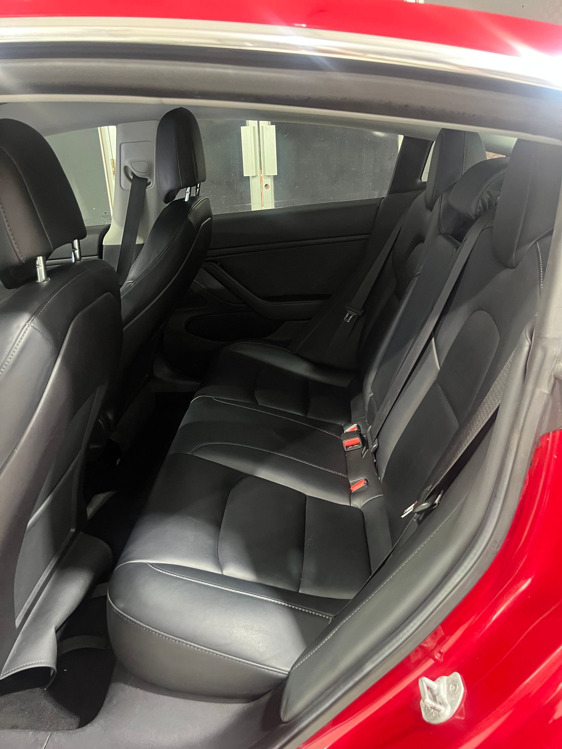 Tesla Model 3 2019 - Image 11