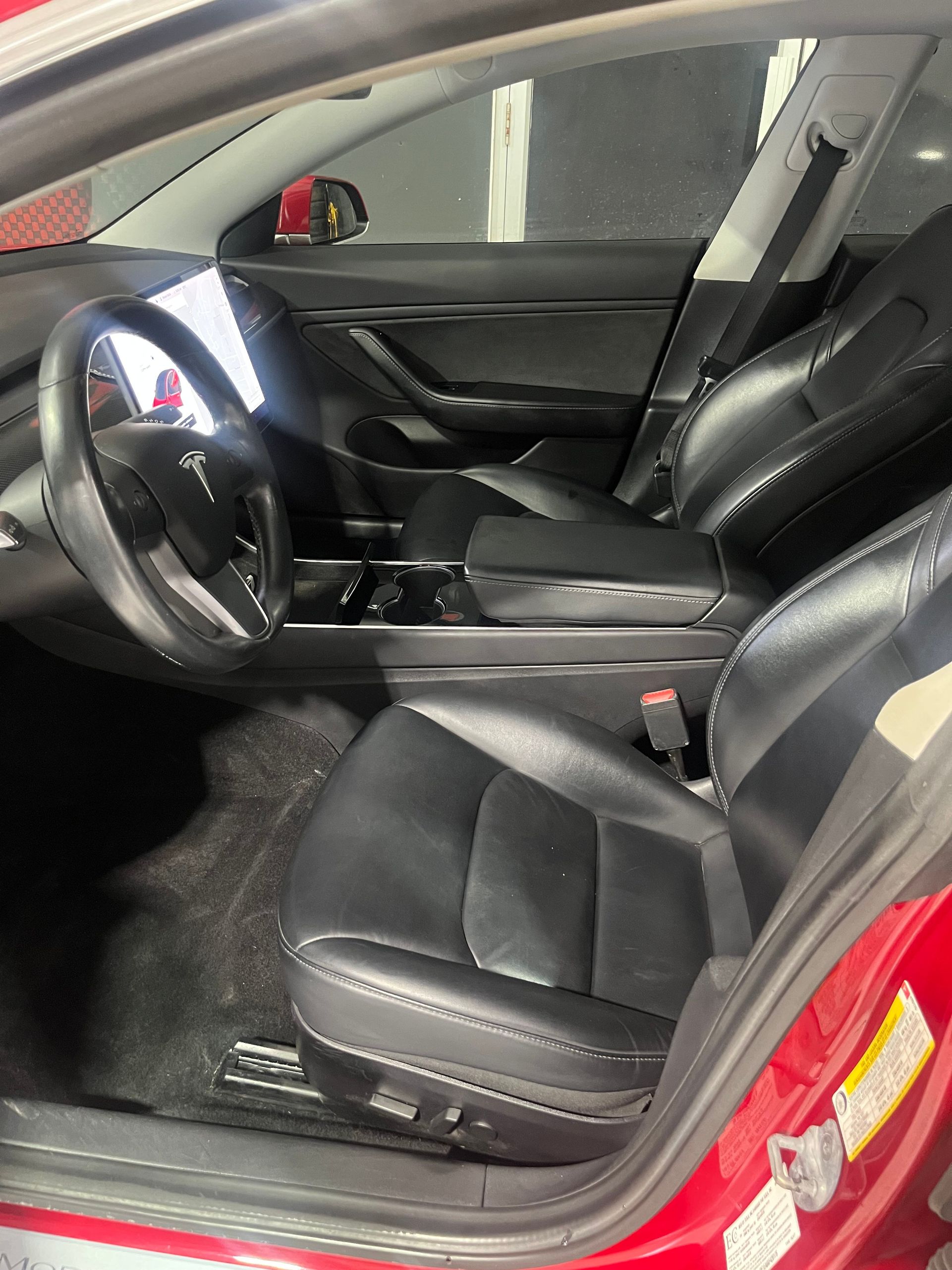Tesla Model 3 2019 - Image 15