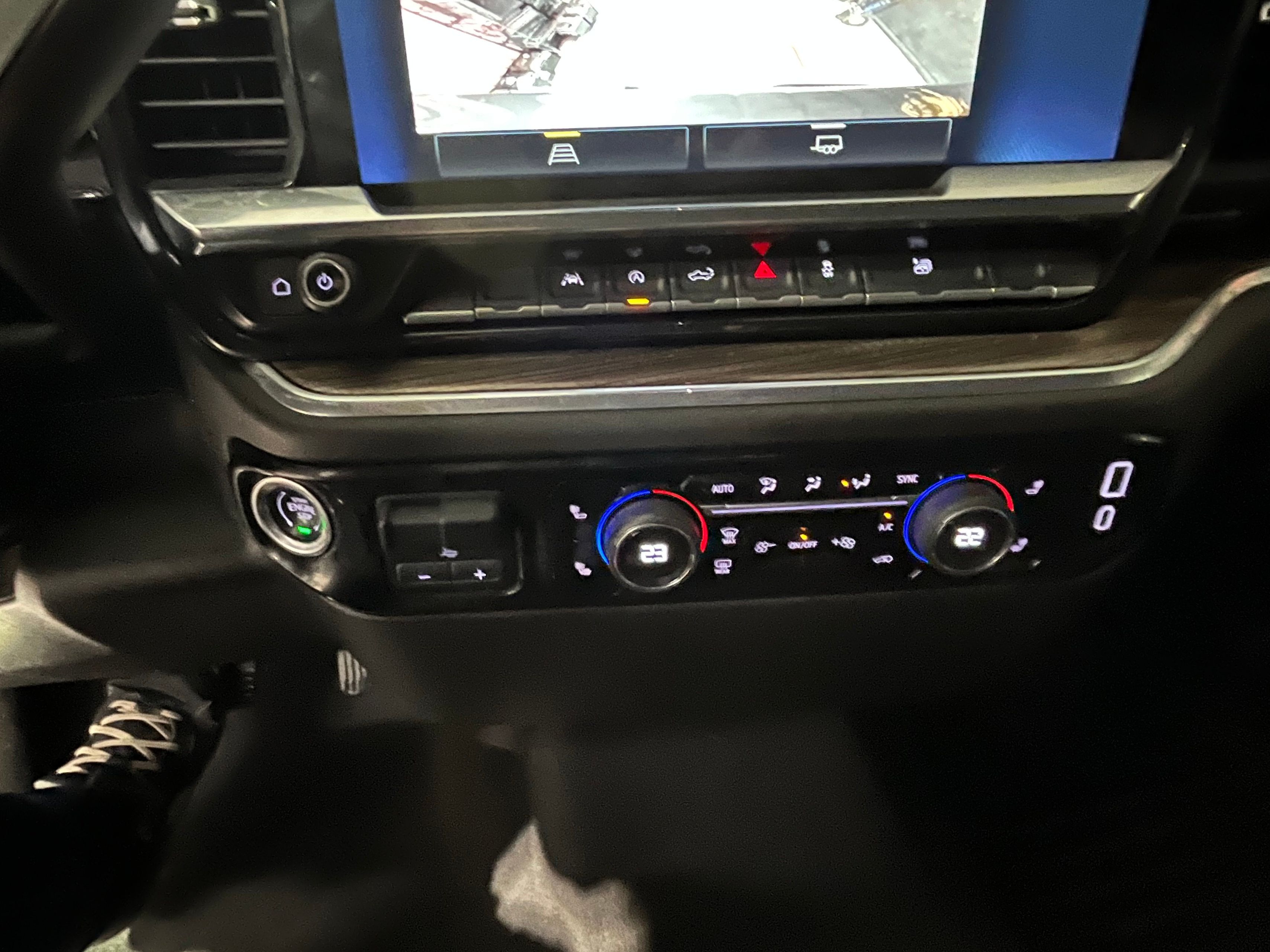 Chevrolet Silverado 1500 2025 - Image 24