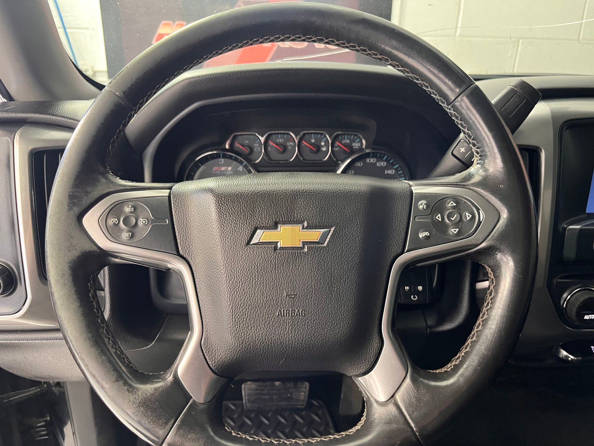 Chevrolet Silverado 1500 2016 - Image 13