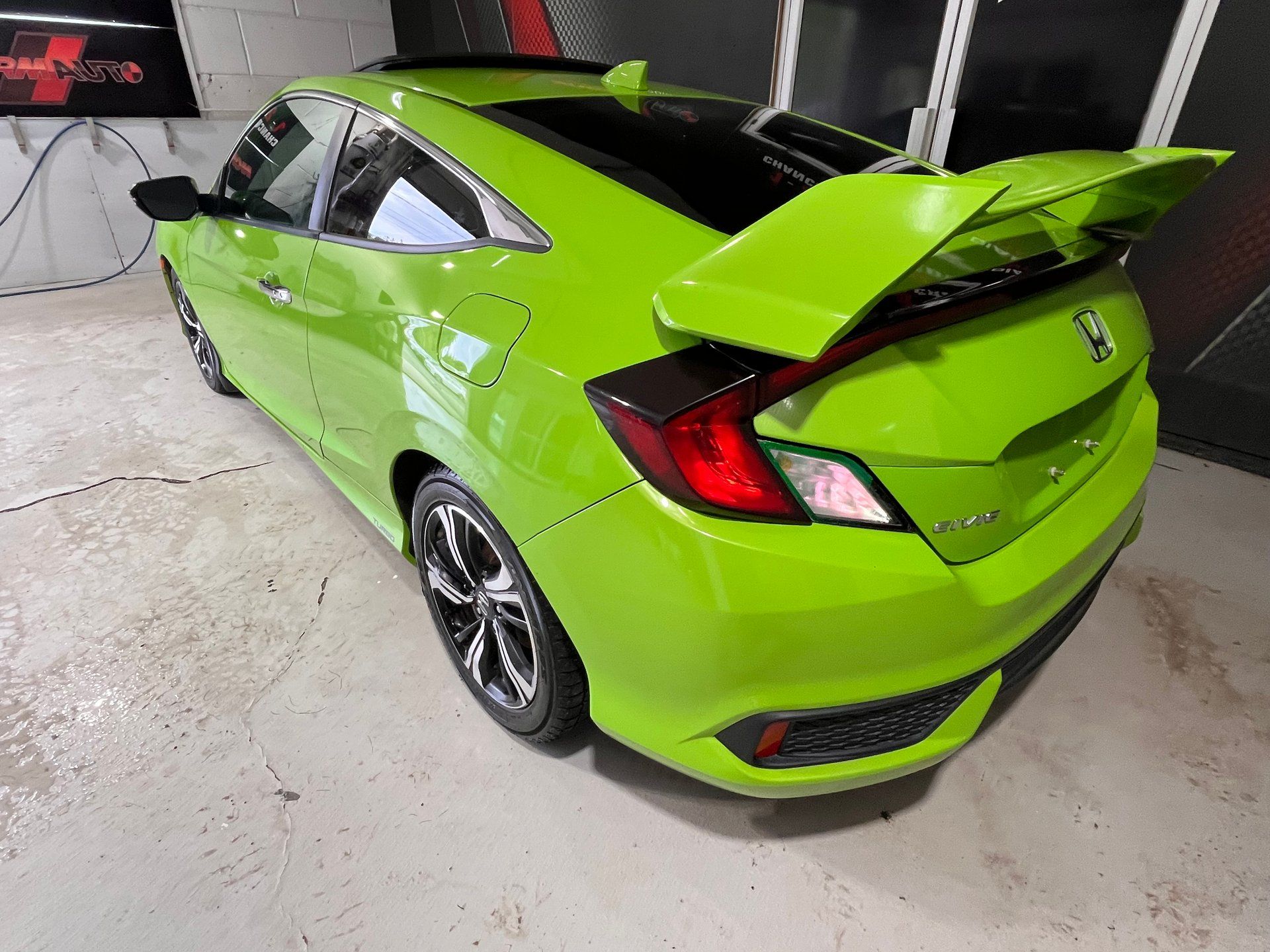 Honda Civic 2017 - Image 9