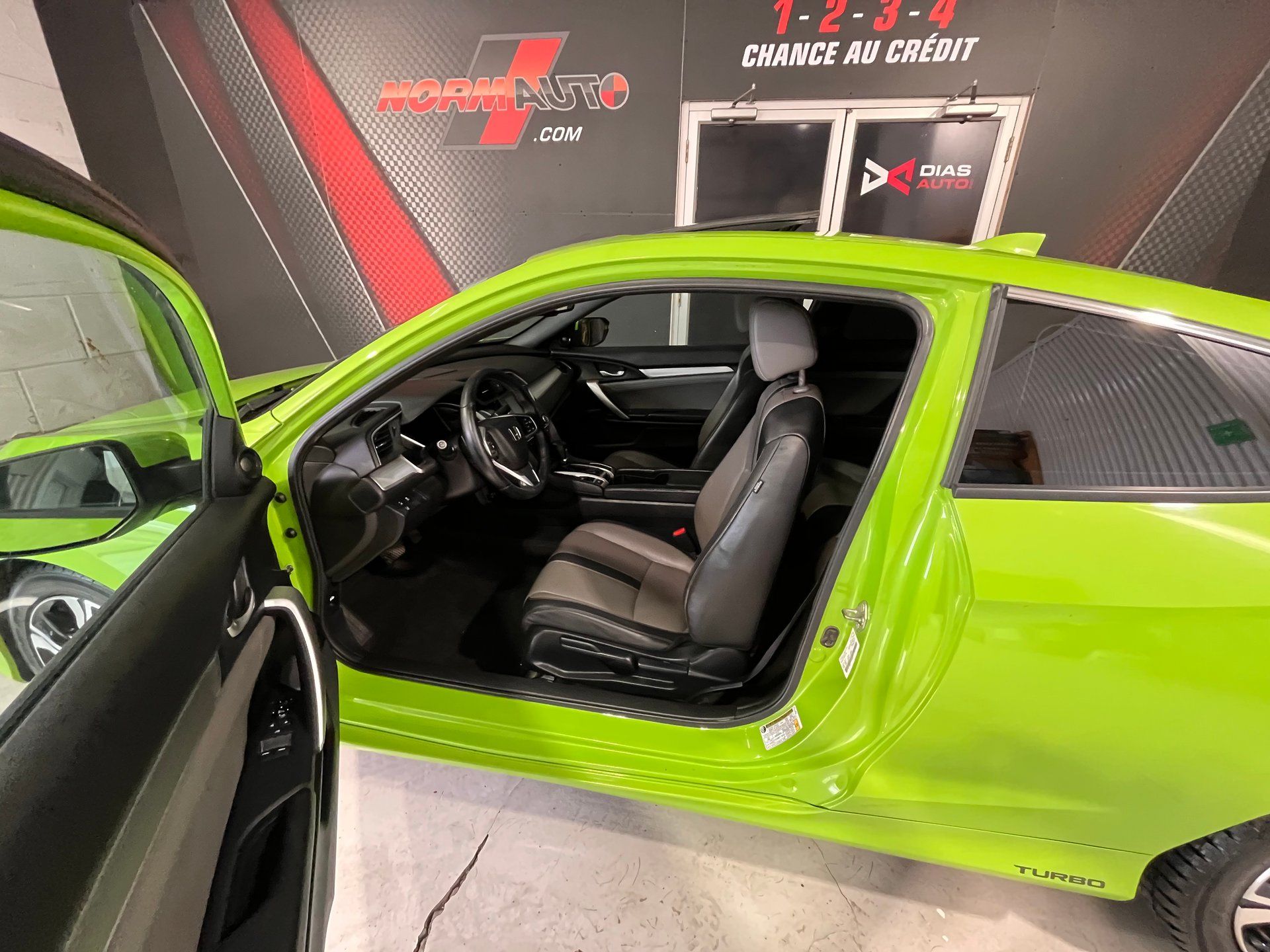 Honda Civic 2017 - Image 12