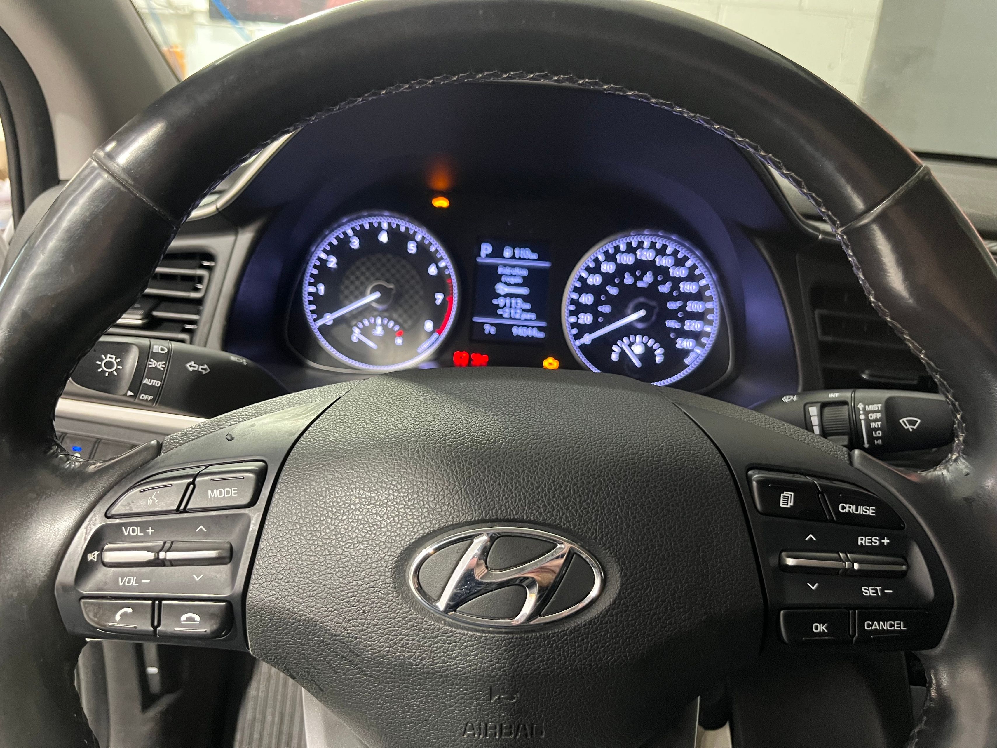 Hyundai Elantra 2020 - Image 15