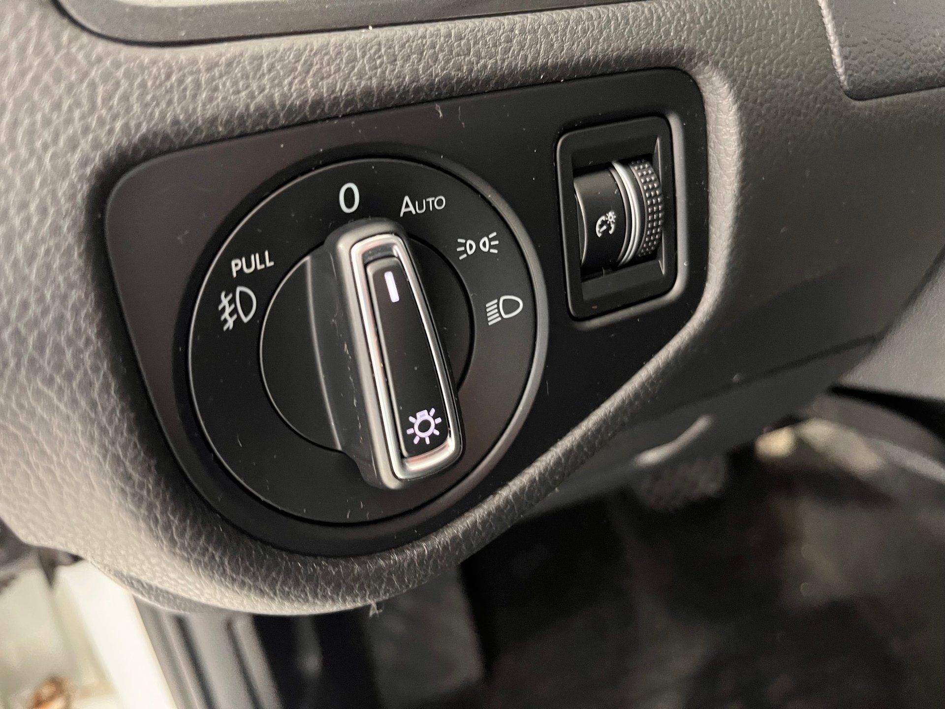 Volkswagen Golf SportWagen 2019 - Image 13