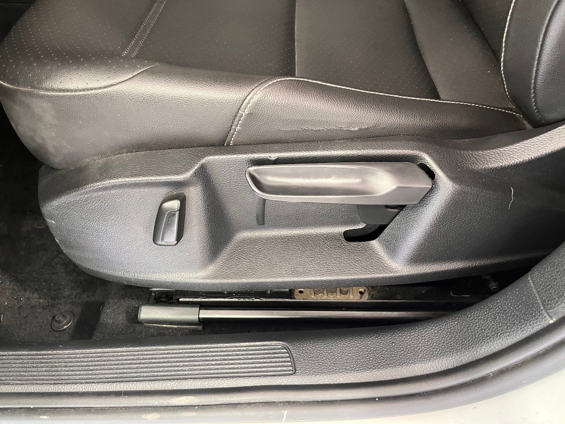 Volkswagen Golf SportWagen 2019 - Image 14