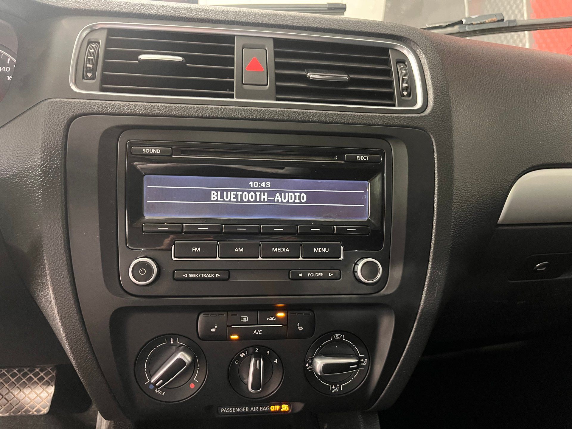 Volkswagen Jetta 2013 - Image 10