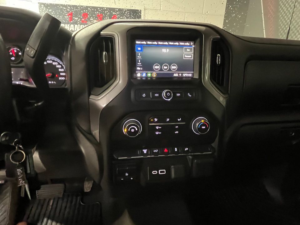 Chevrolet Silverado 2500HD 2022 - Image 22