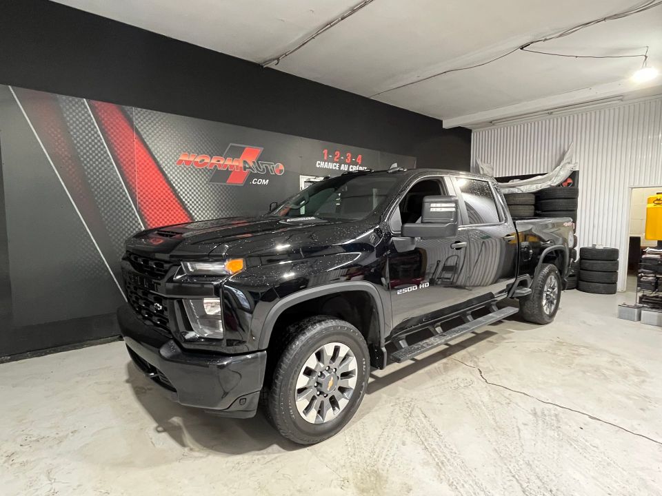 Chevrolet Silverado 2500HD 2022 - Image 2