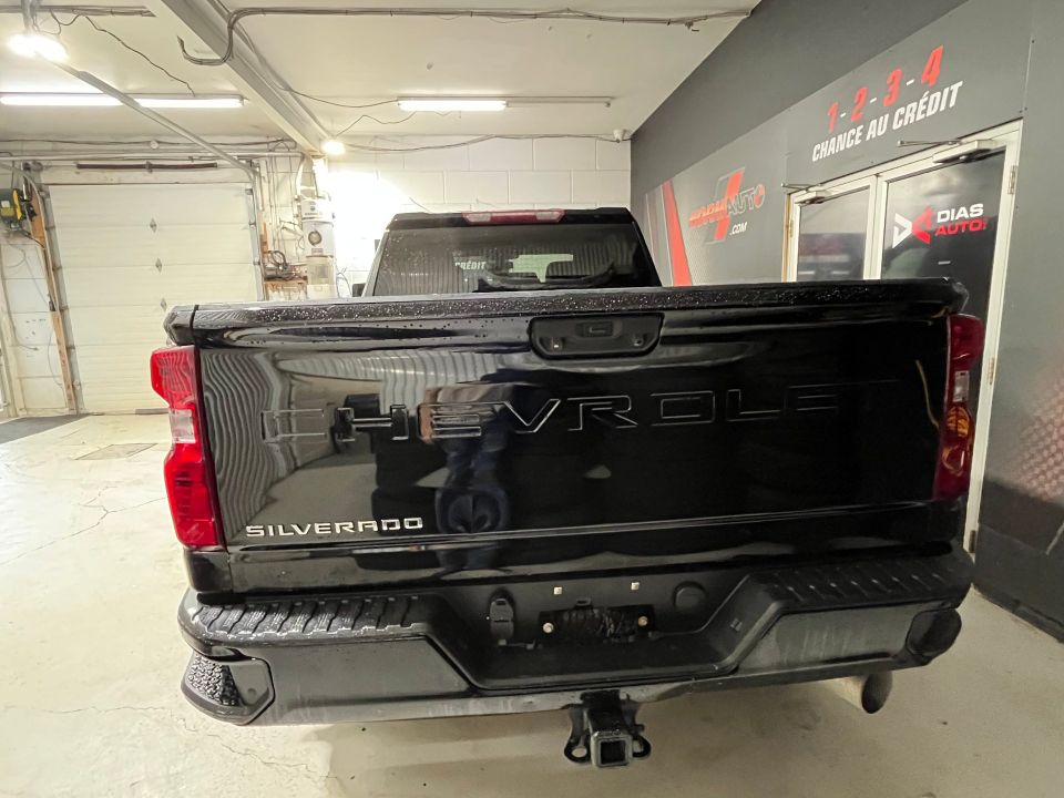 Chevrolet Silverado 2500HD 2022 - Image 8