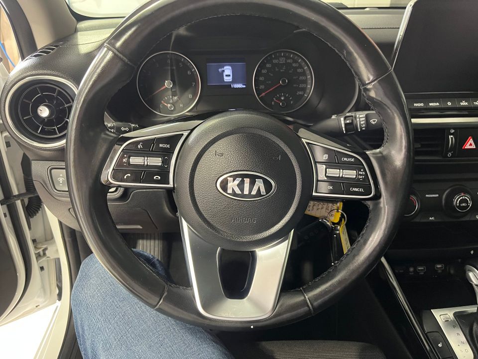Kia Forte 2021 - Image 15