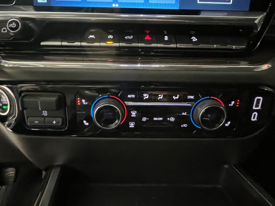 Chevrolet Silverado 1500 2024 - Image 17