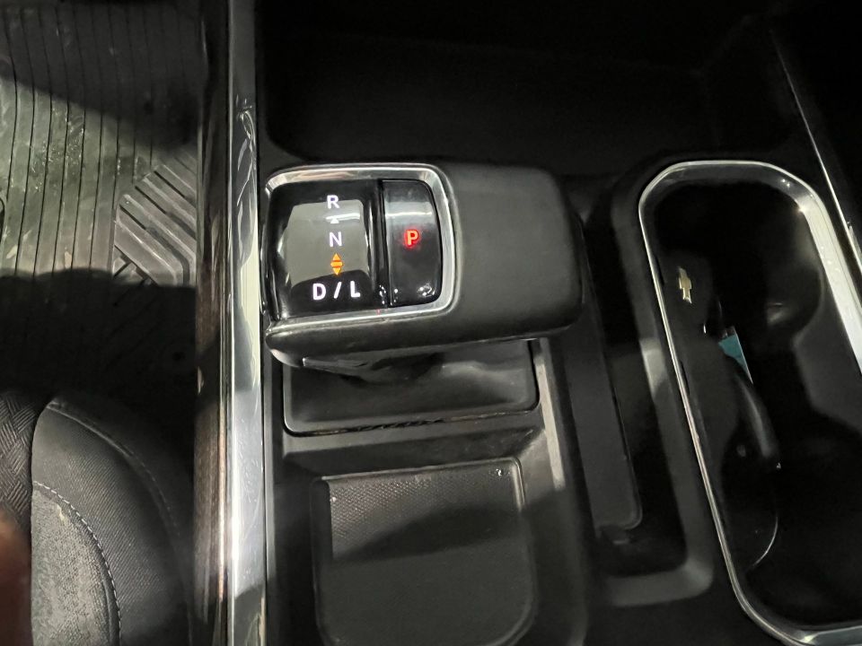 Chevrolet Silverado 1500 2024 - Image 18
