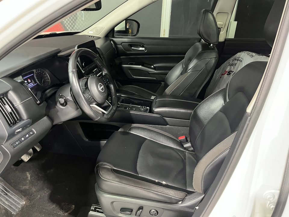 Nissan Pathfinder 2022 - Image 11
