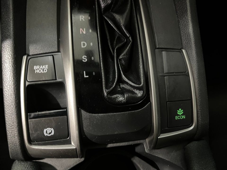 Honda Civic 2017 - Image 19