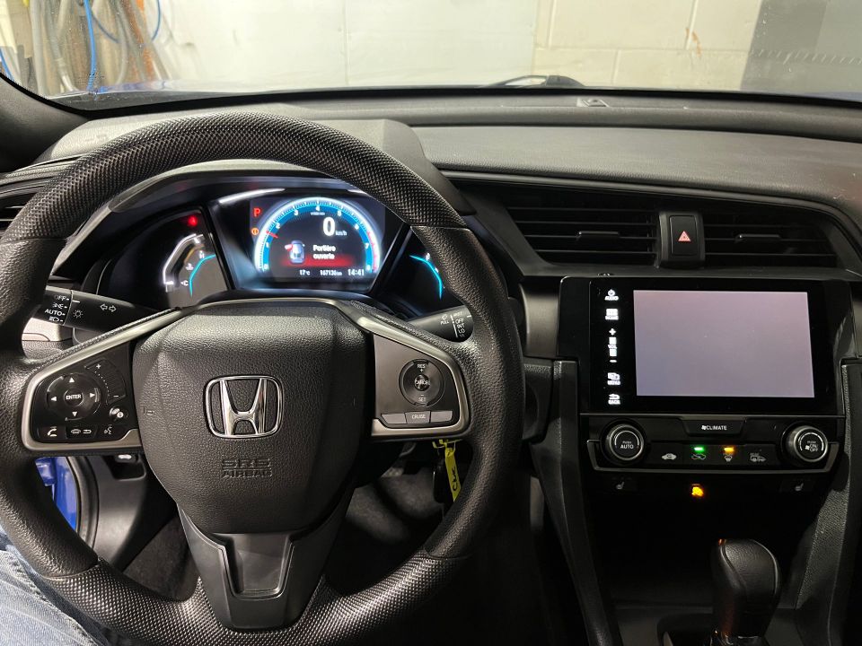 Honda Civic 2017 - Image 9