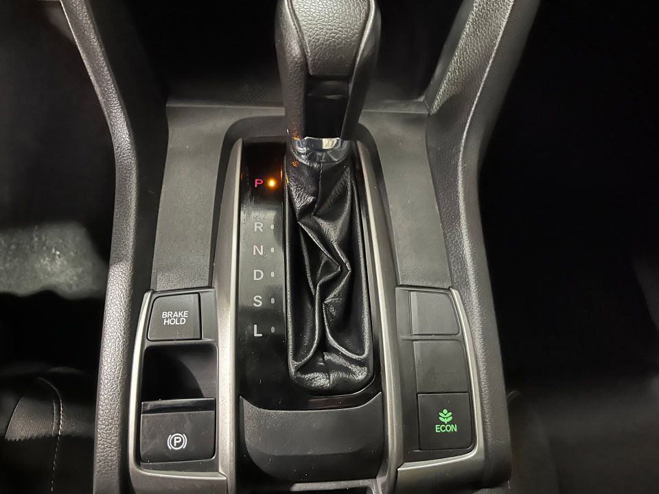 Honda Civic 2017 - Image 12