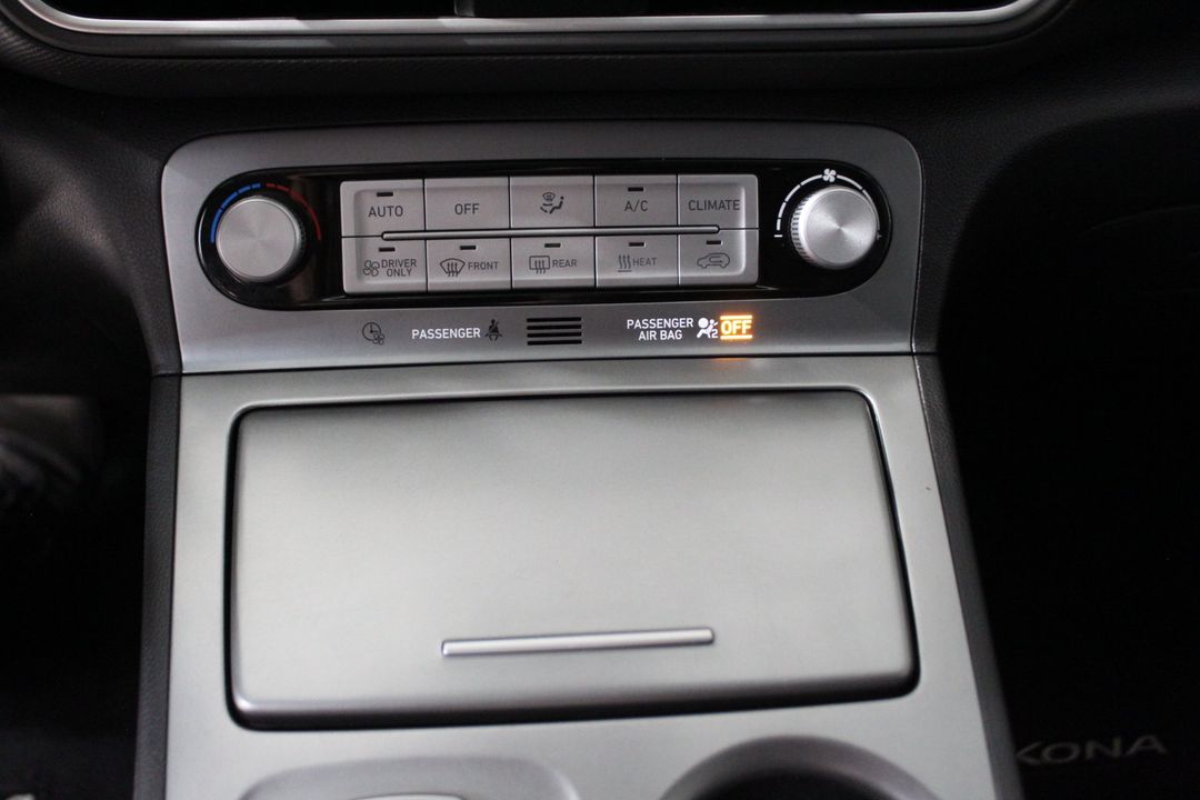 Hyundai Kona EV 2021 - Image 19