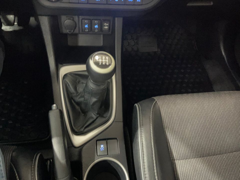 Toyota Corolla 2016 - Image 17