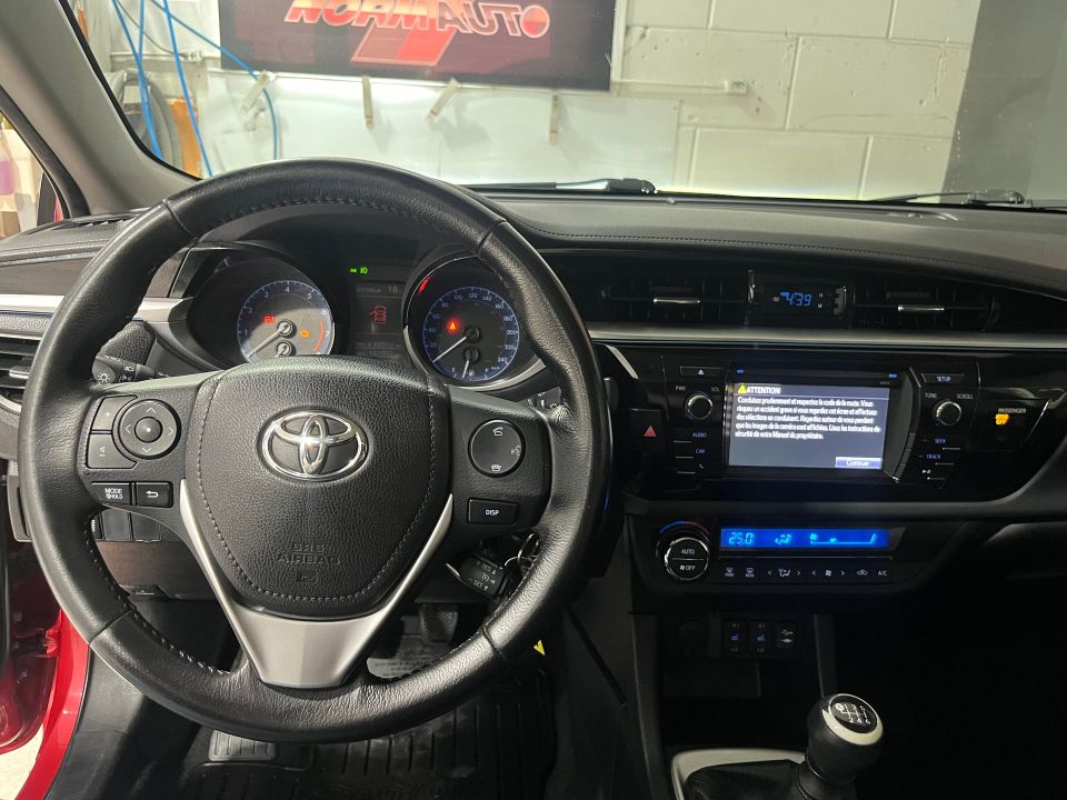 Toyota Corolla 2016 - Image 11