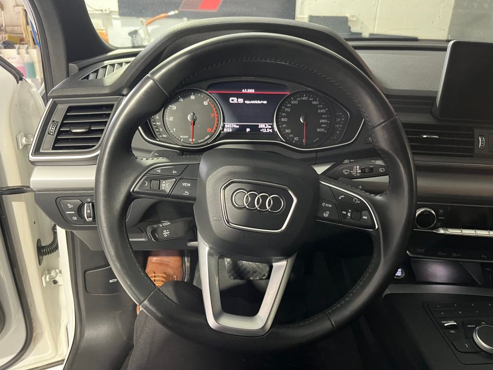Audi Q5 2020 - Image 11
