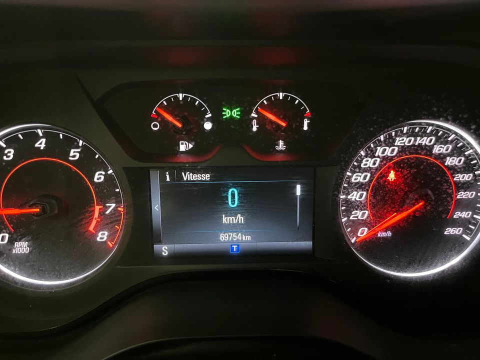 Chevrolet Camaro 2017 - Image 12