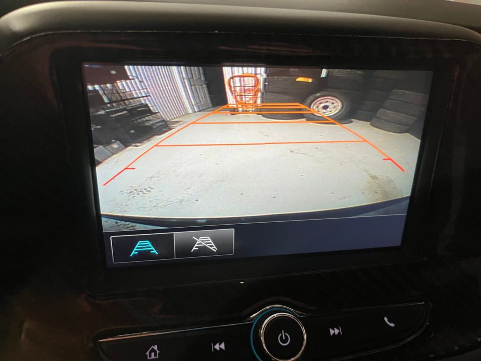 Chevrolet Camaro 2017 - Image 19