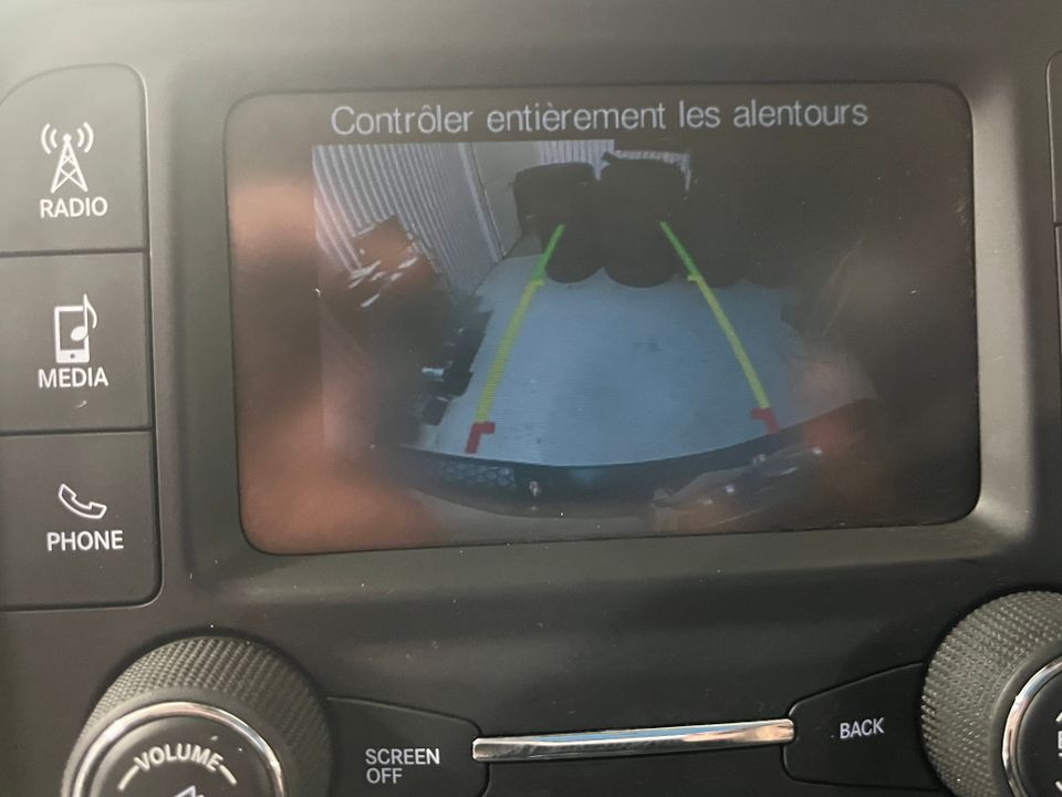 Ram Ram 1500 Classic 2019 - Image 22