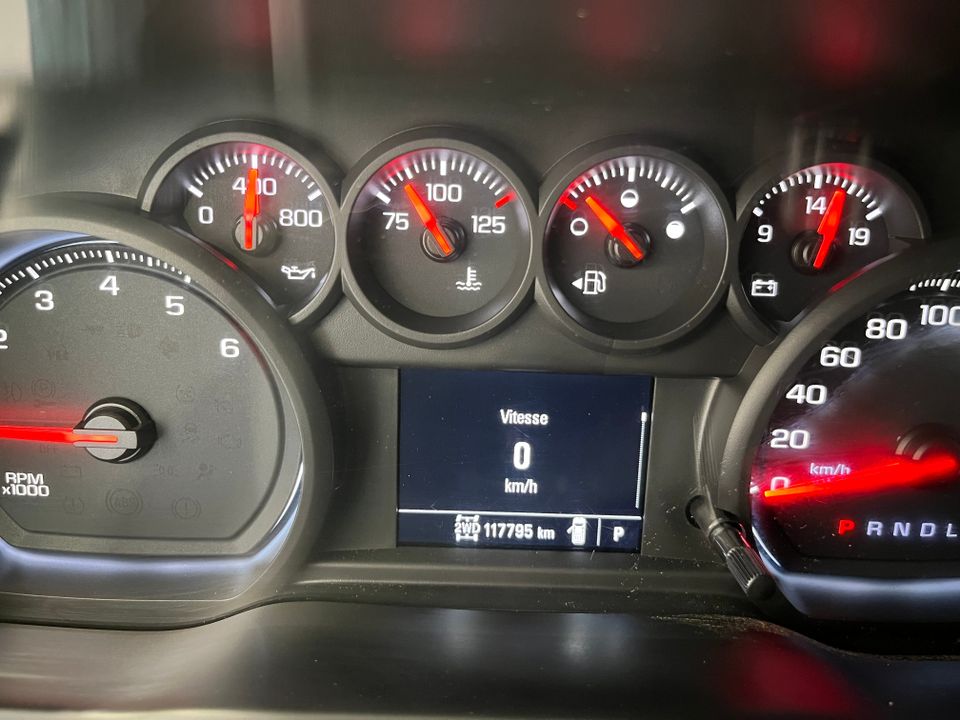 GMC Sierra 1500 2019 - Image 17