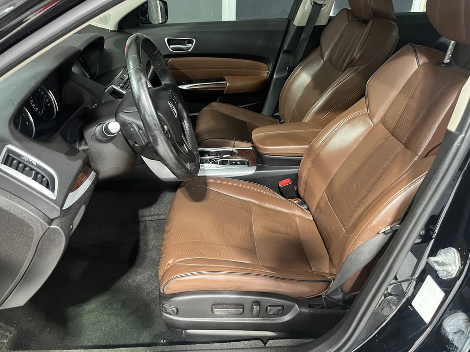 Acura TLX 2018 - Image 10