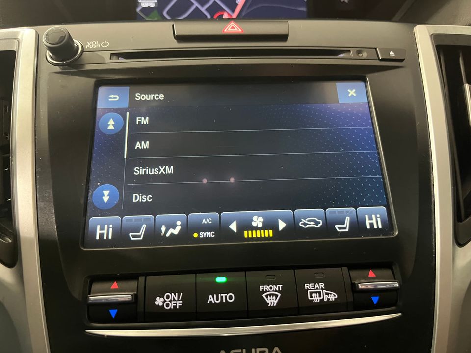 Acura TLX 2018 - Image 15