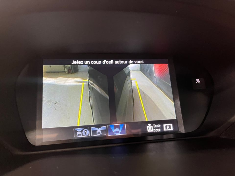 Acura TLX 2018 - Image 18