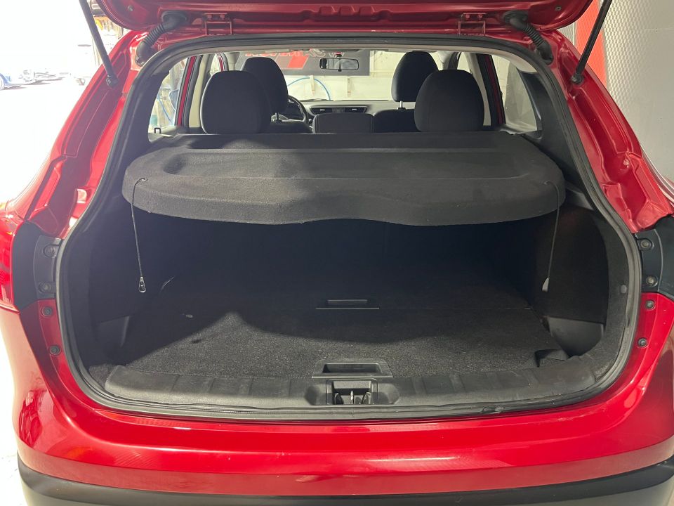 Nissan Qashqai 2017 - Image 13
