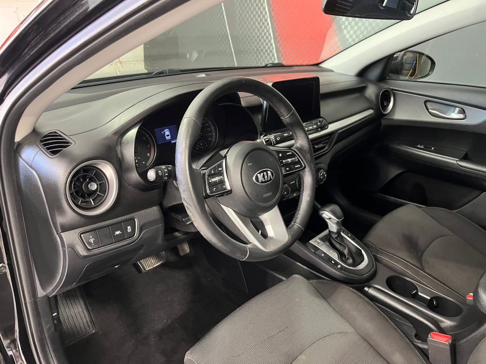 Kia Forte 2019 - Image 10