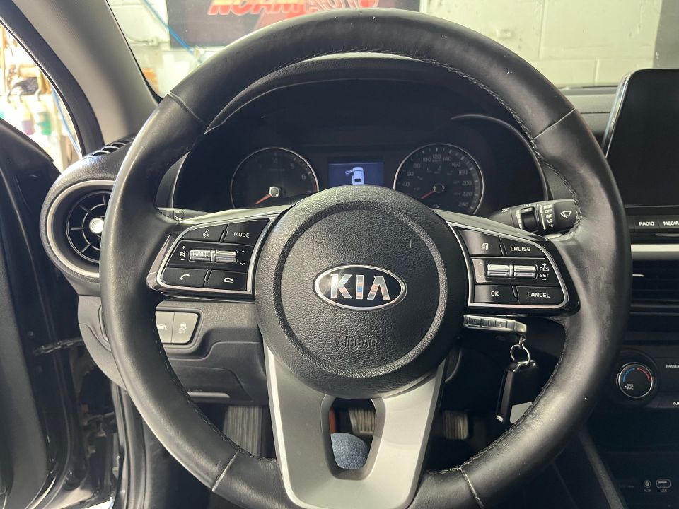 Kia Forte 2019 - Image 12