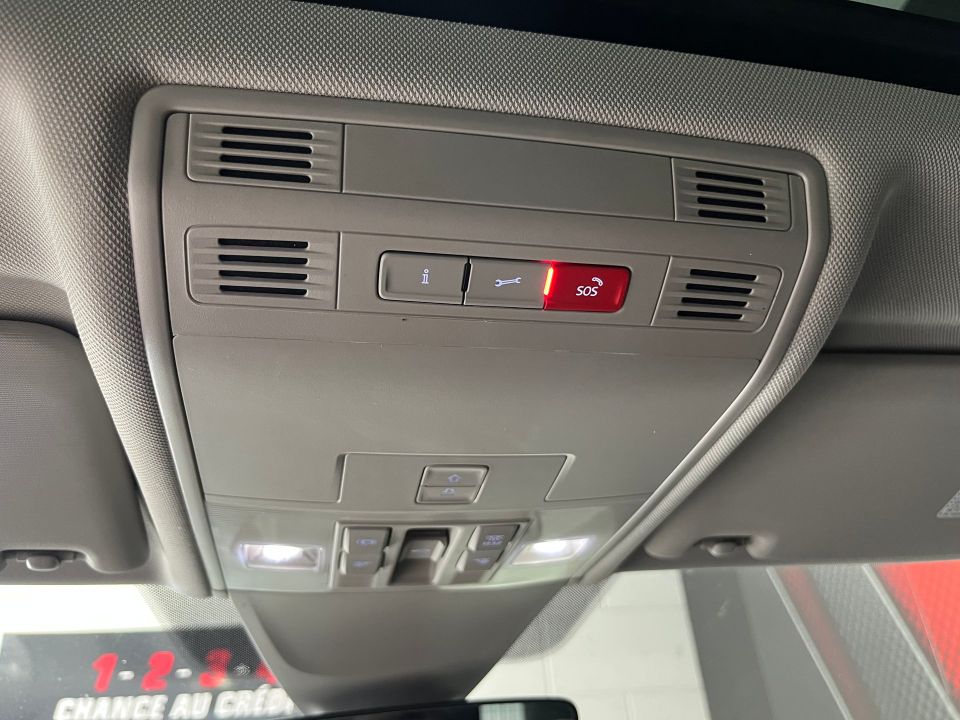 Volkswagen Tiguan 2022 - Image 23