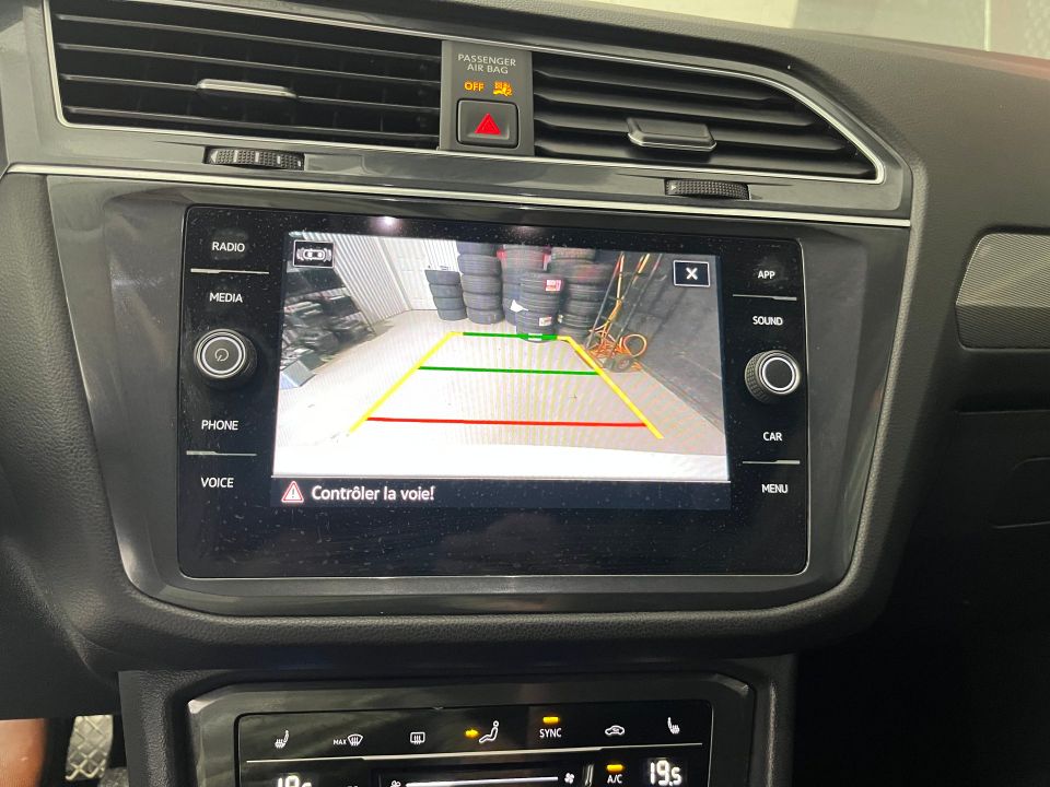 Volkswagen Tiguan 2022 - Image 16