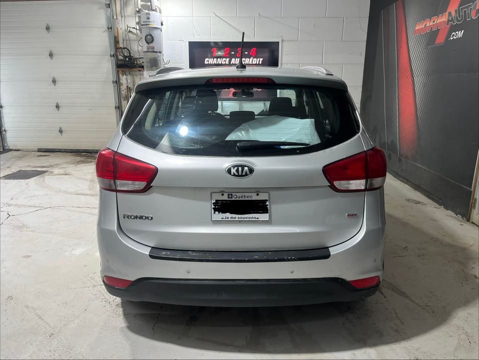 Kia Rondo 2016 - Image 5