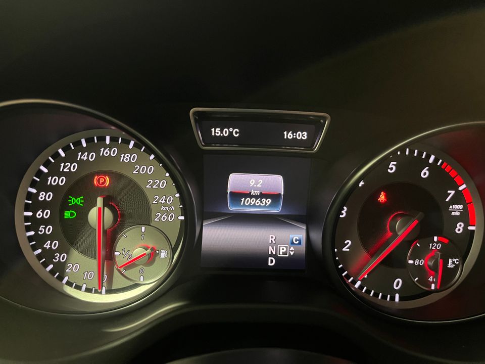 Mercedes-Benz GLA 250 2017 - Image 17