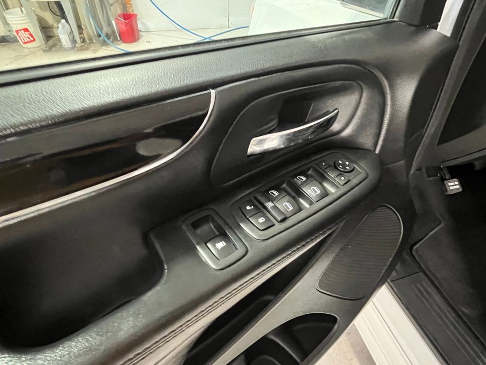 Dodge Grand Caravan 2020 - Image 15