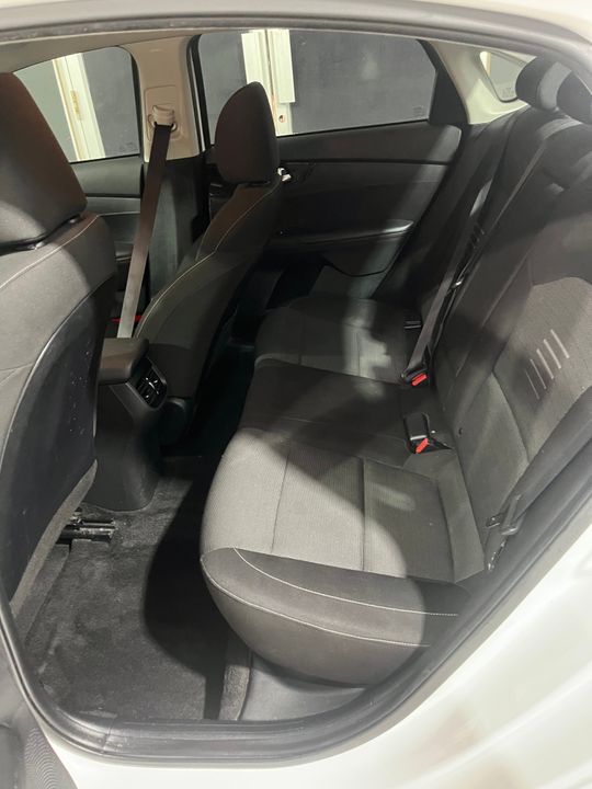 Kia Forte 2020 - Image 18