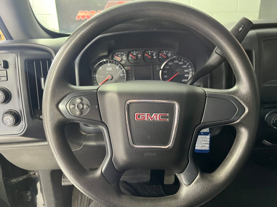 GMC Sierra 1500 2018 - Image 13